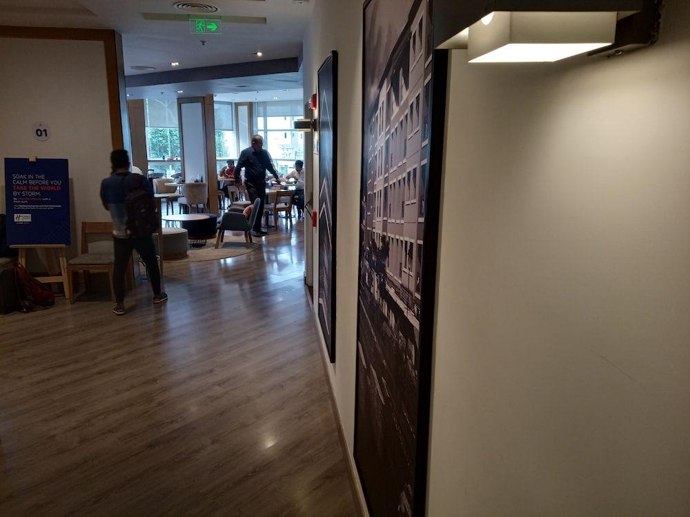 Holiday Inn Express Pune Pimpri By Ihg Εξωτερικό φωτογραφία